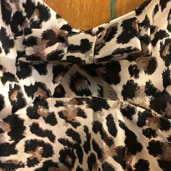 NOT FOR SALE          VICTORIA’S SECRET LARGE NWOT - Picture 2 of 3